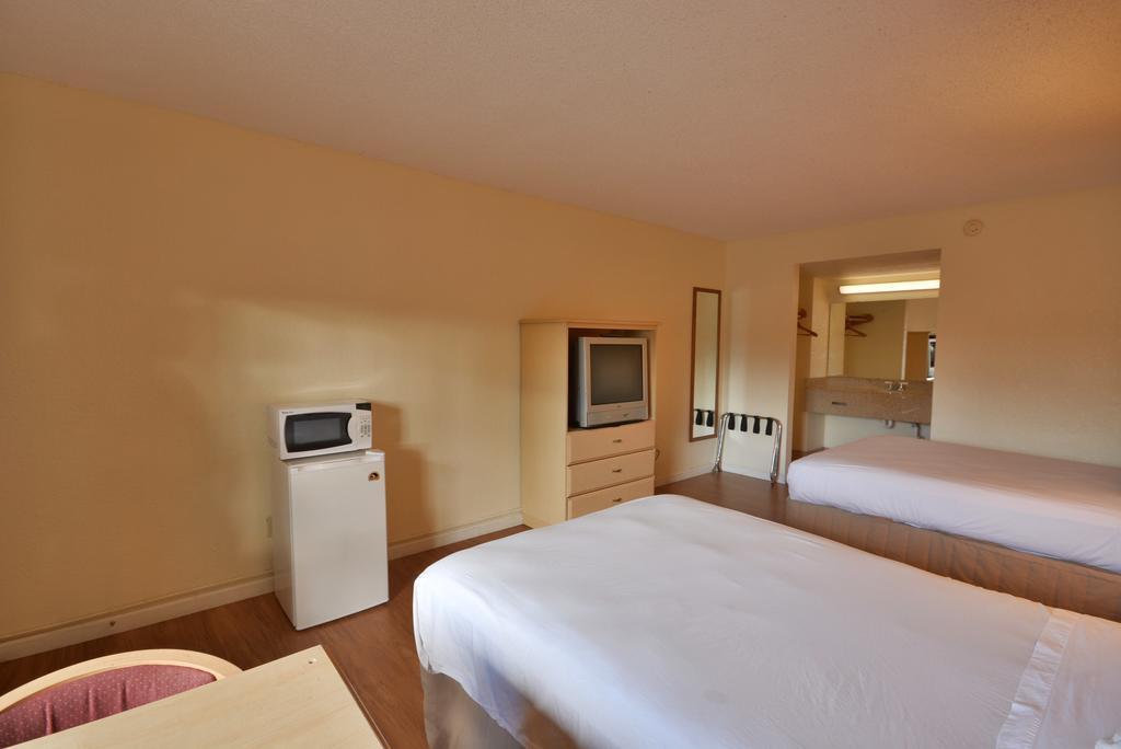 Country Hearth Inn- Kissimmee Buitenkant foto