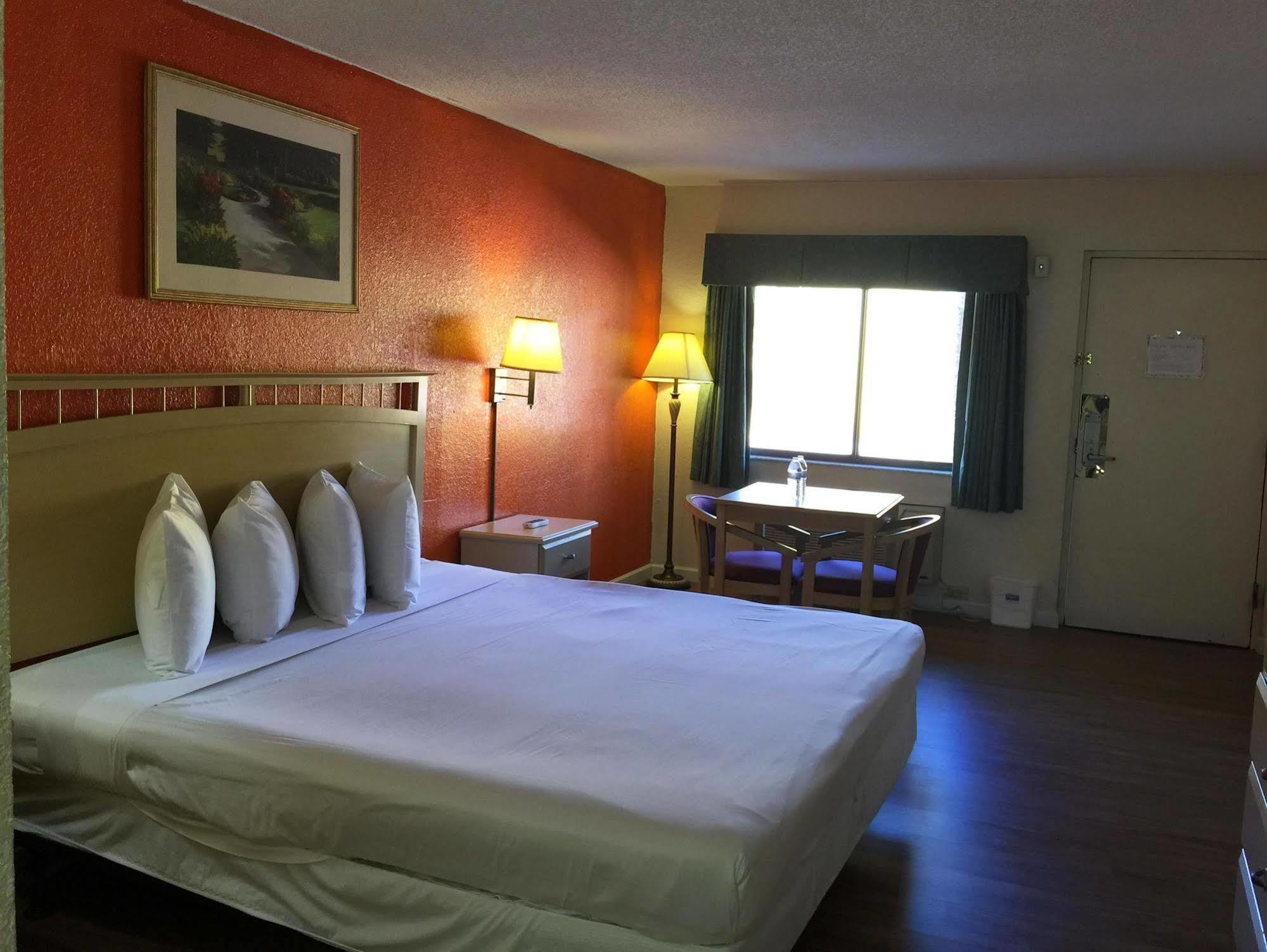 Country Hearth Inn- Kissimmee Buitenkant foto