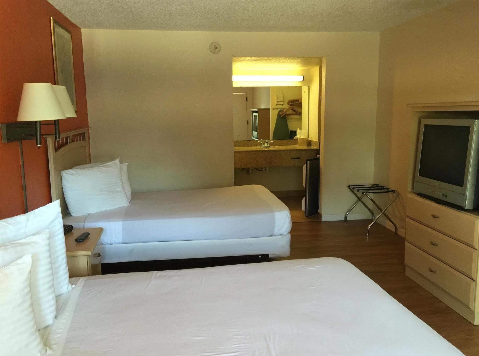 Country Hearth Inn- Kissimmee Buitenkant foto