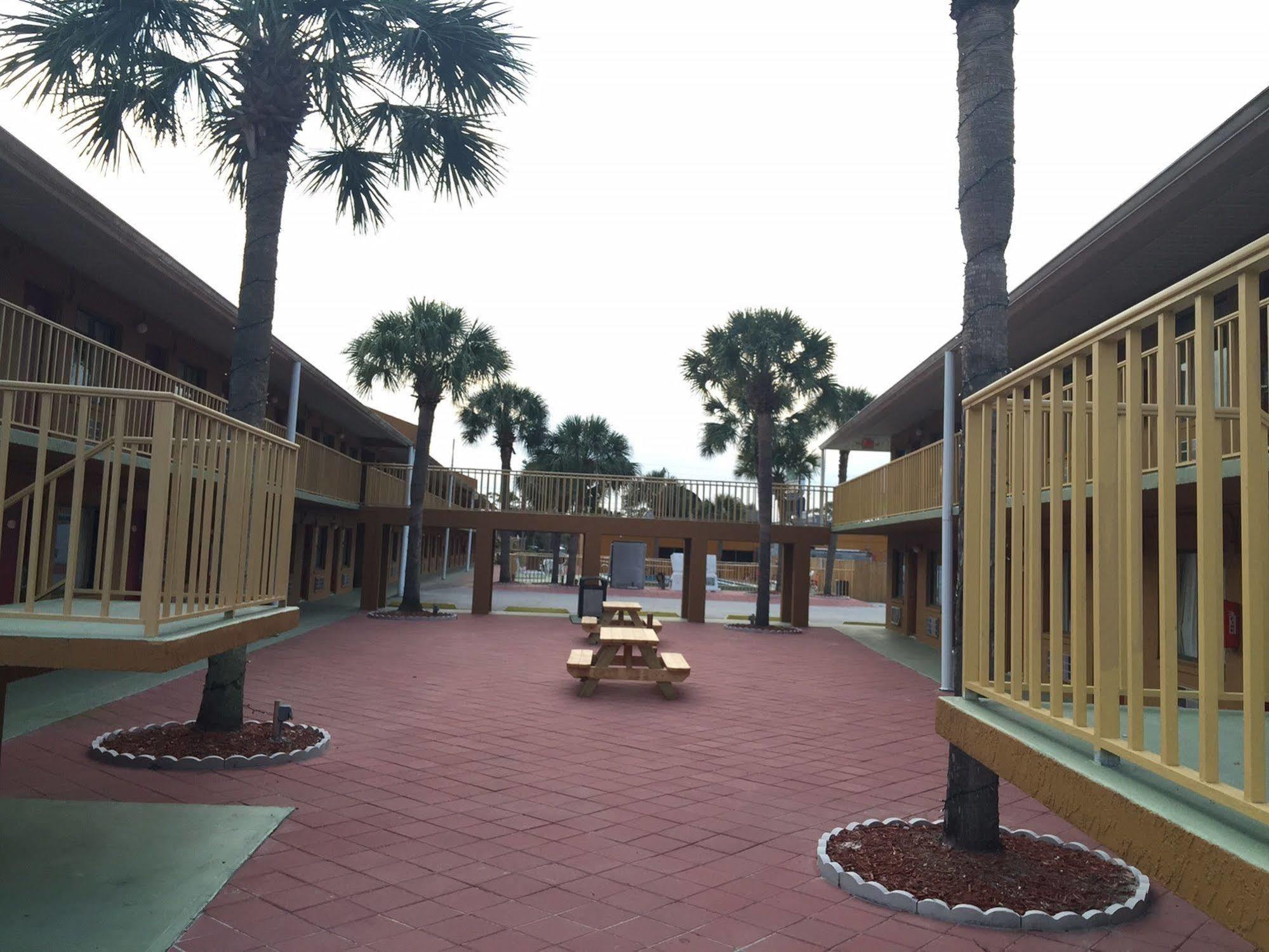 Country Hearth Inn- Kissimmee Buitenkant foto